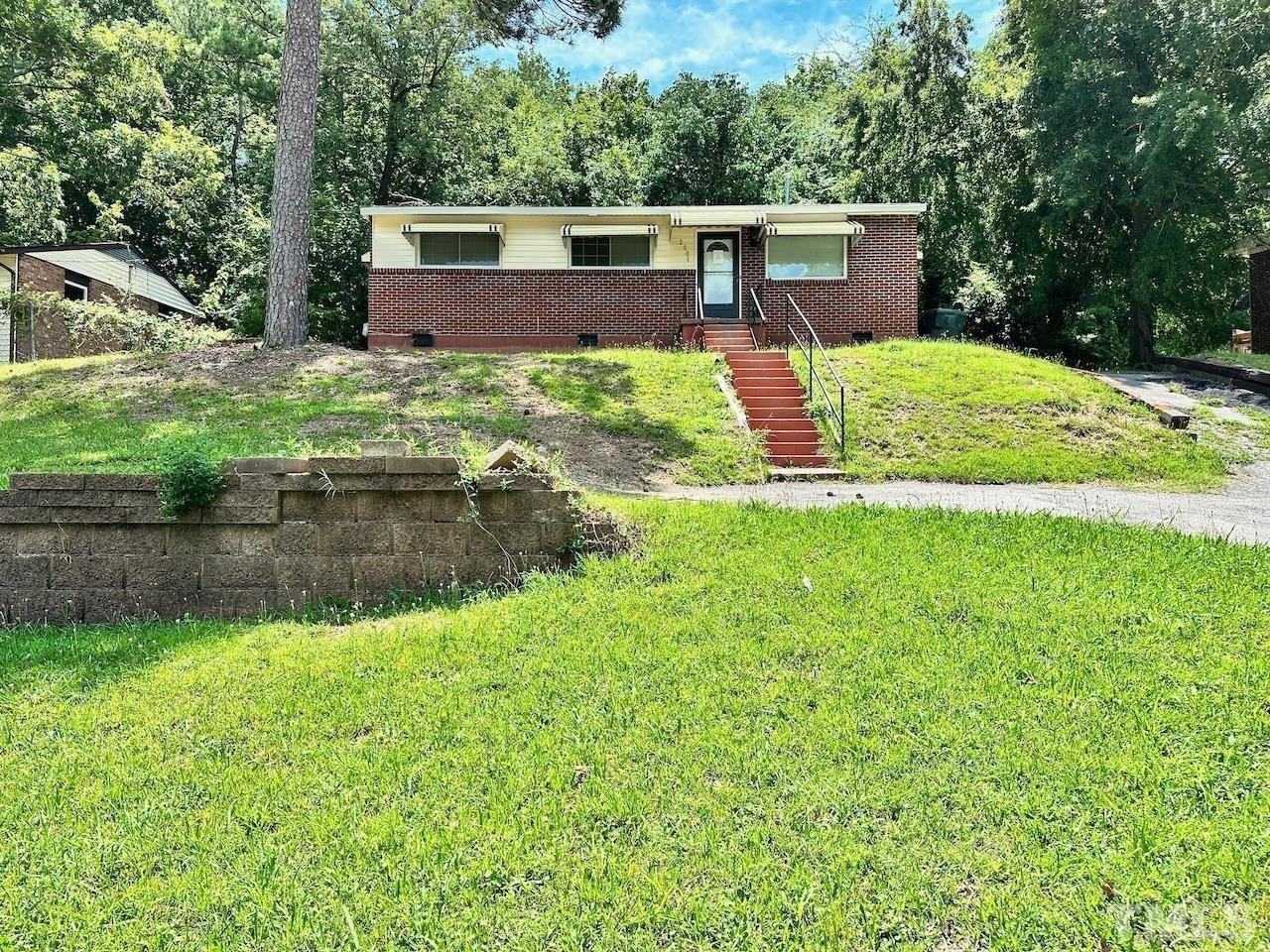 2001 Southgate Dr, Raleigh, NC 27610 3 Bedroom Apartment for Rent