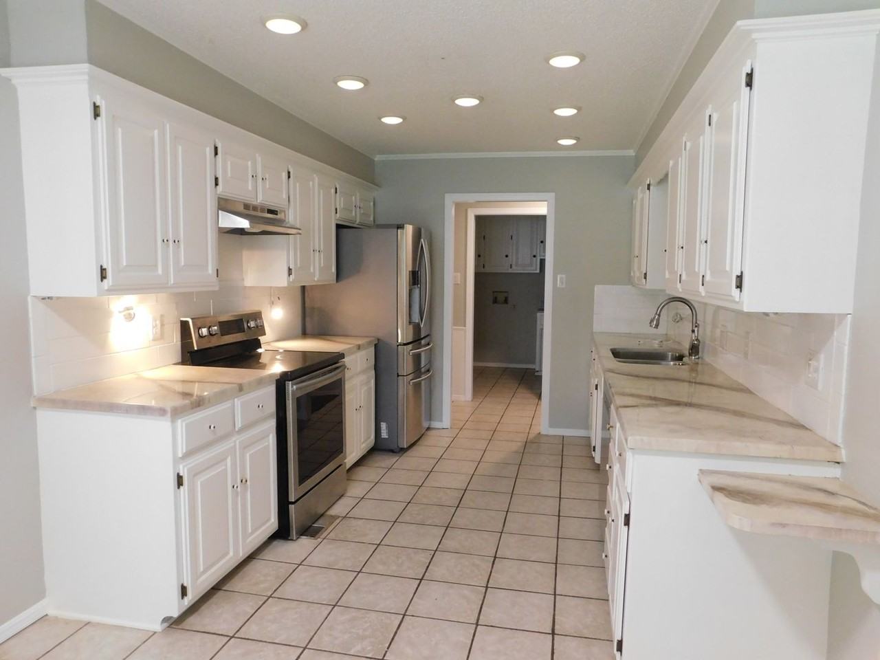 3903 S S St - Photo 2 of 11