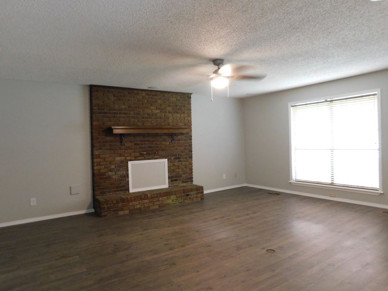 3903 S S St - Photo 3 of 11