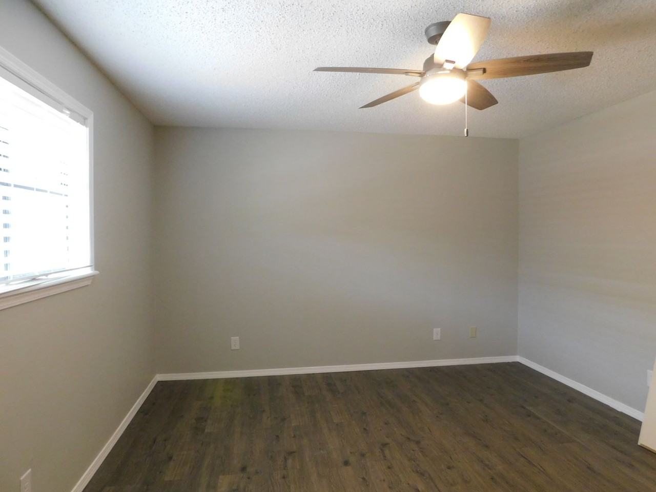 3903 S S St - Photo 6 of 11