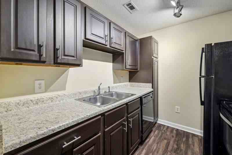 Bell Walkers Crossing Apartments 8301 Block House Way, Knoxville, TN