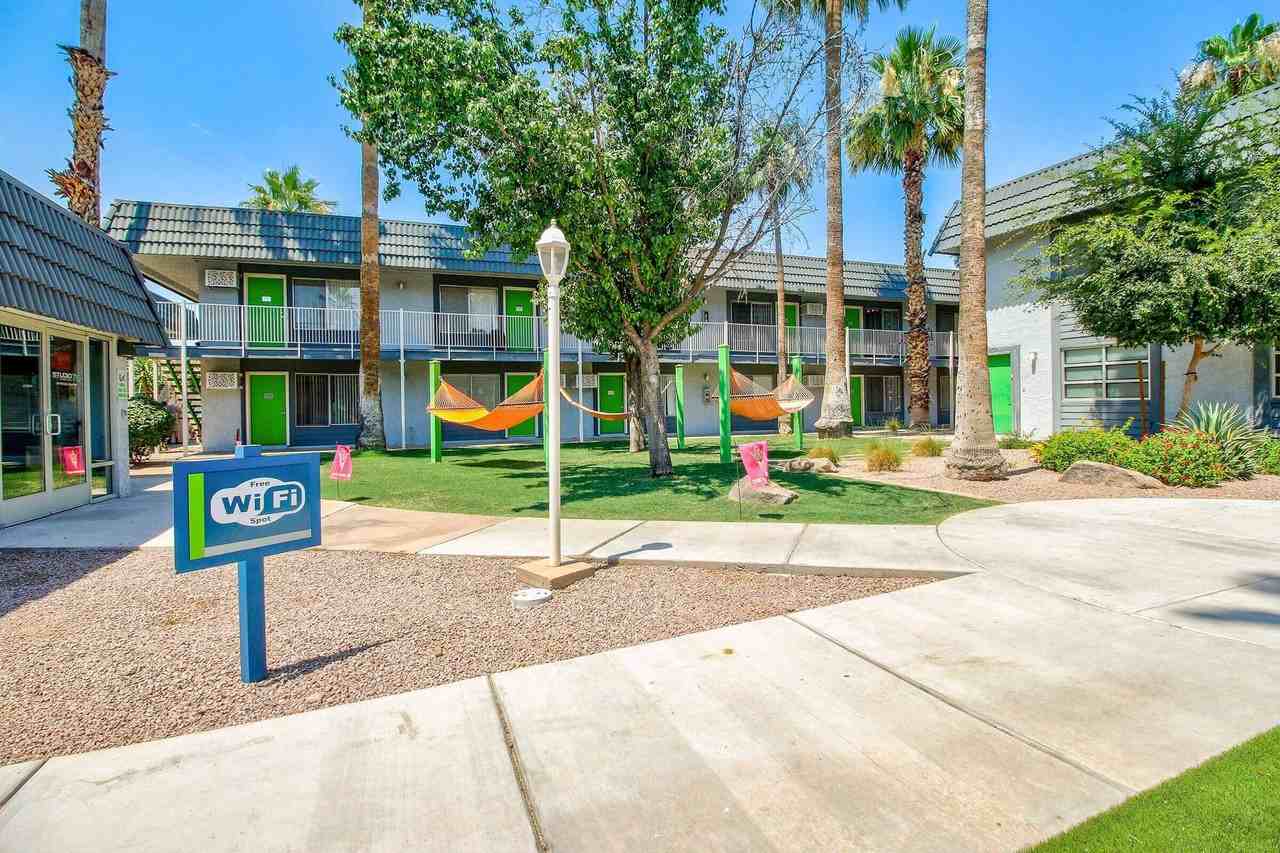 Studio 710 Apartments - Photo 4 of 33