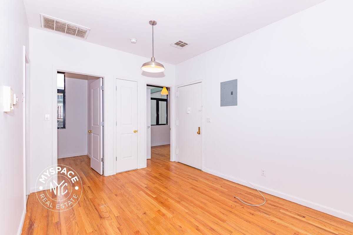 325 Kosciuszko St #1 - Photo 5 of 13