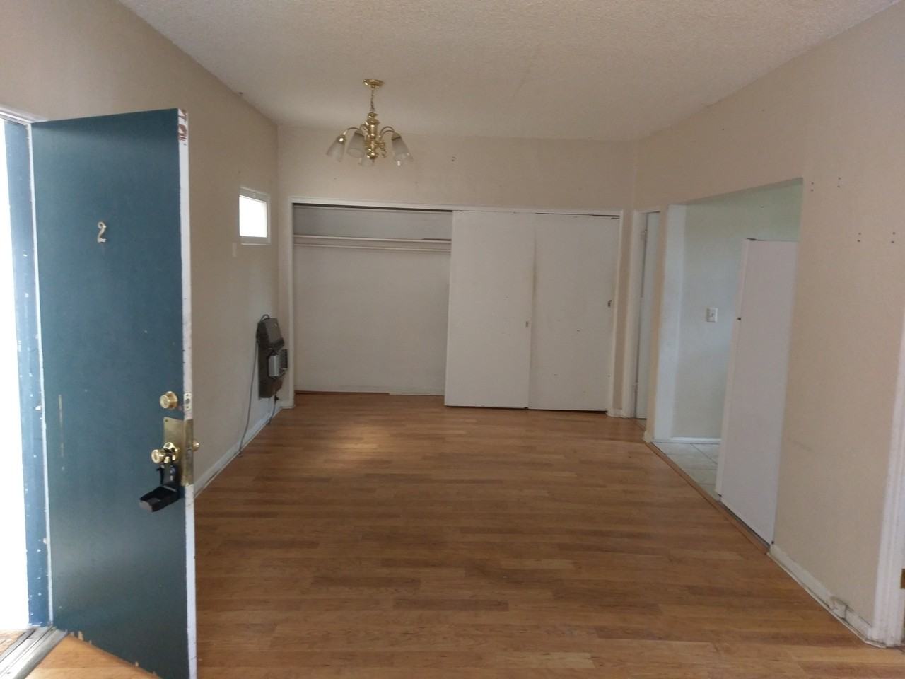 611 S Palm Ave - Photo 2 of 17