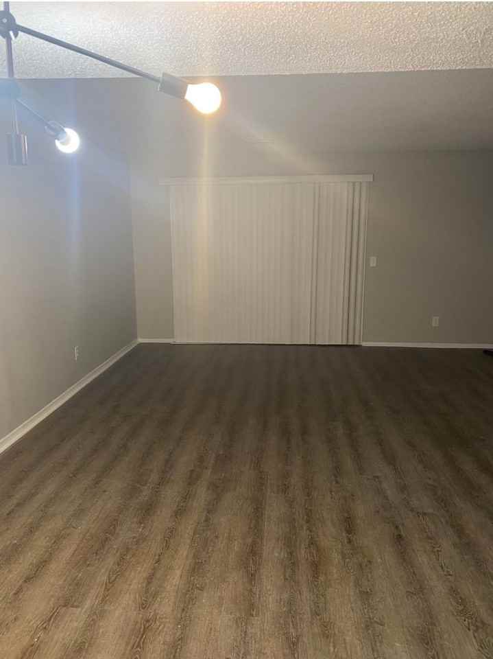 901 Olmstead Dr #33 - Photo 5 of 11
