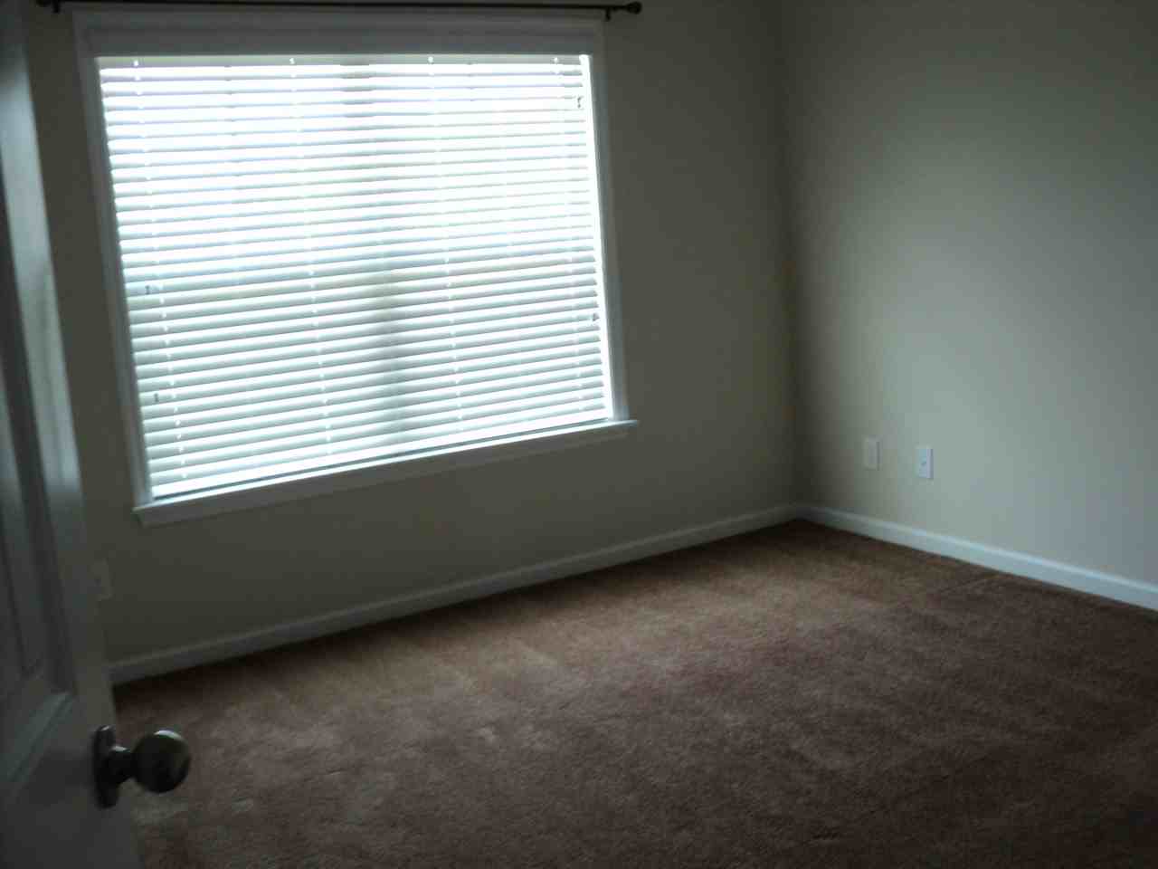 1713 Sunmeadow Dr - Photo 7 of 25