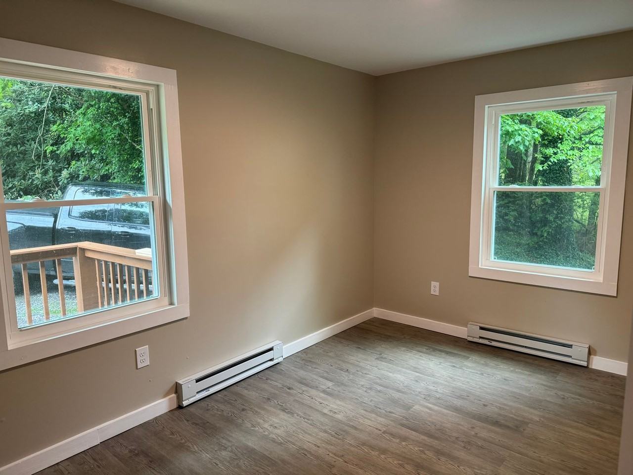 Lakeview Drive Duplex - Photo 3 of 17