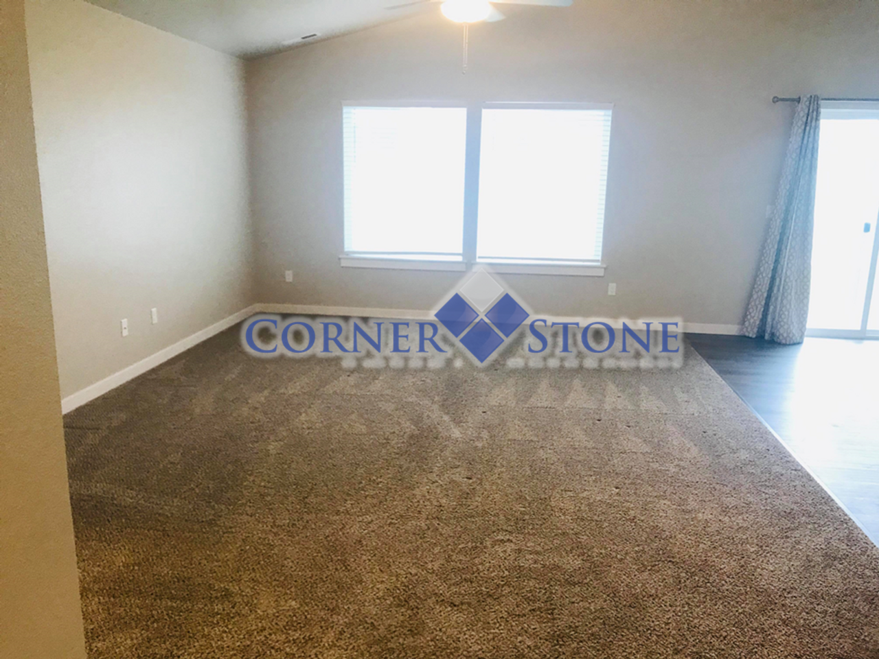 2842 W Everest St - Photo 2 of 19