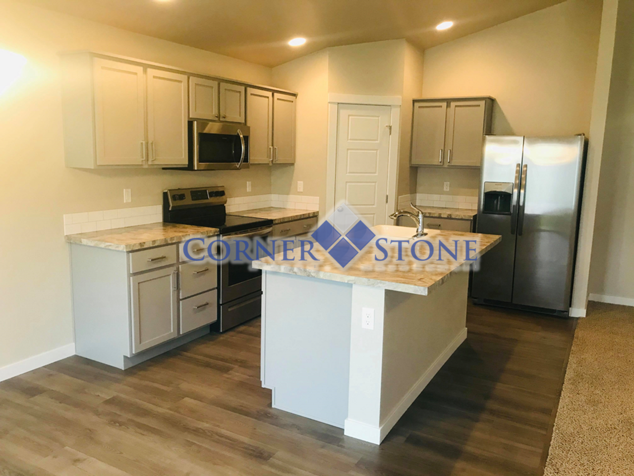 2842 W Everest St - Photo 5 of 19
