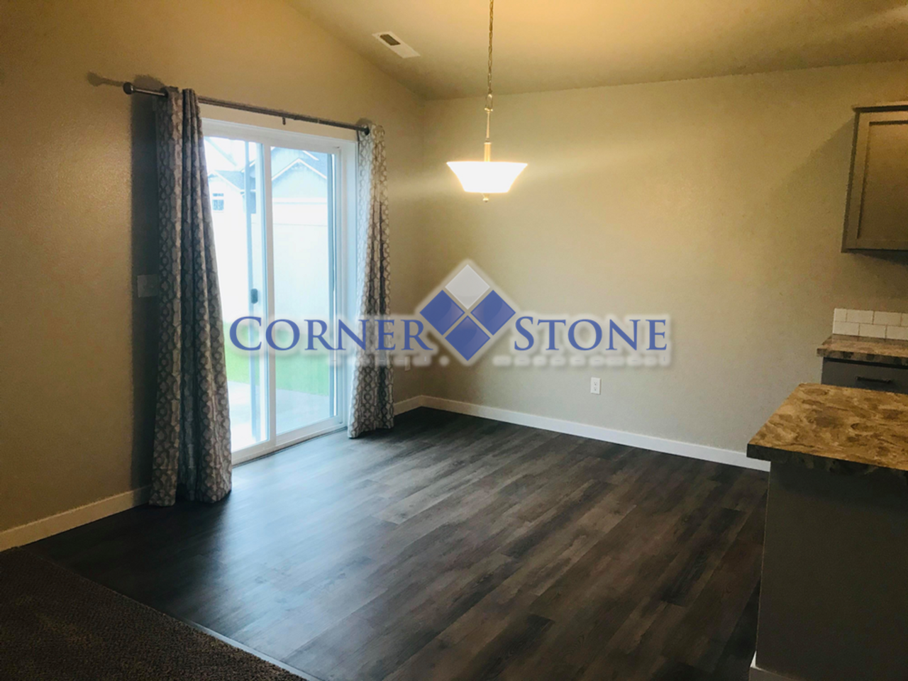 2842 W Everest St - Photo 7 of 19