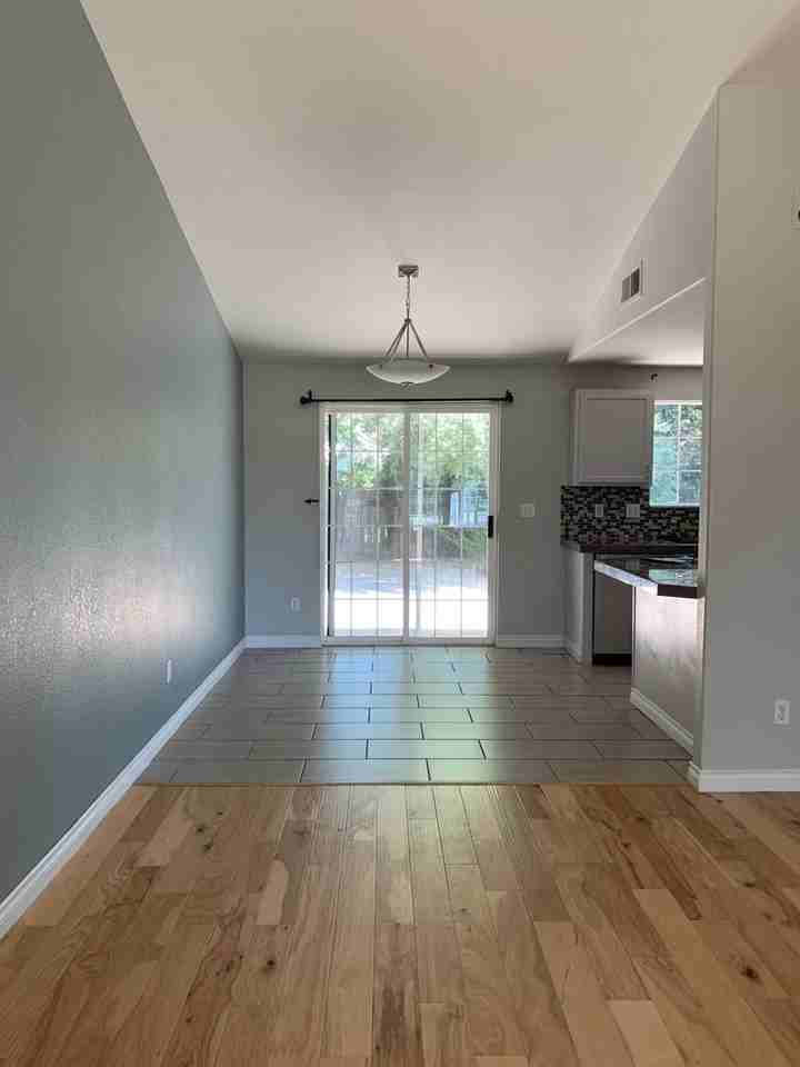 5709 Bartlett Ave - Photo 4 of 10