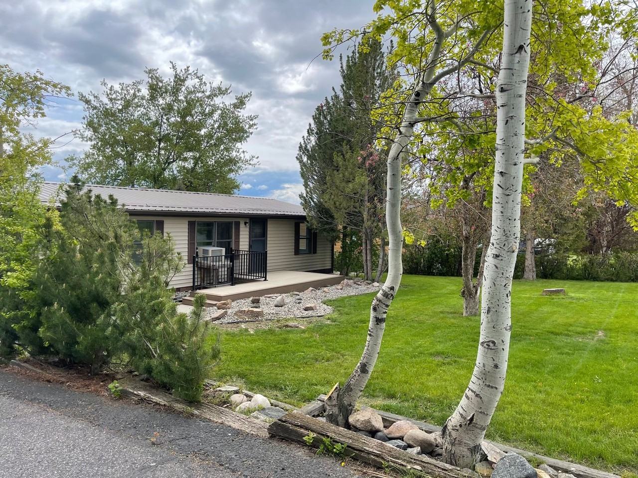 38 S Mission Way - Photo 2 of 42