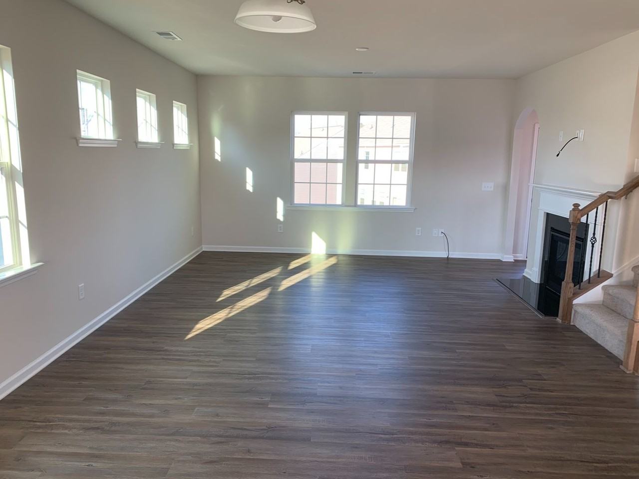 17212 Snug Harbor Rd - Photo 7 of 35