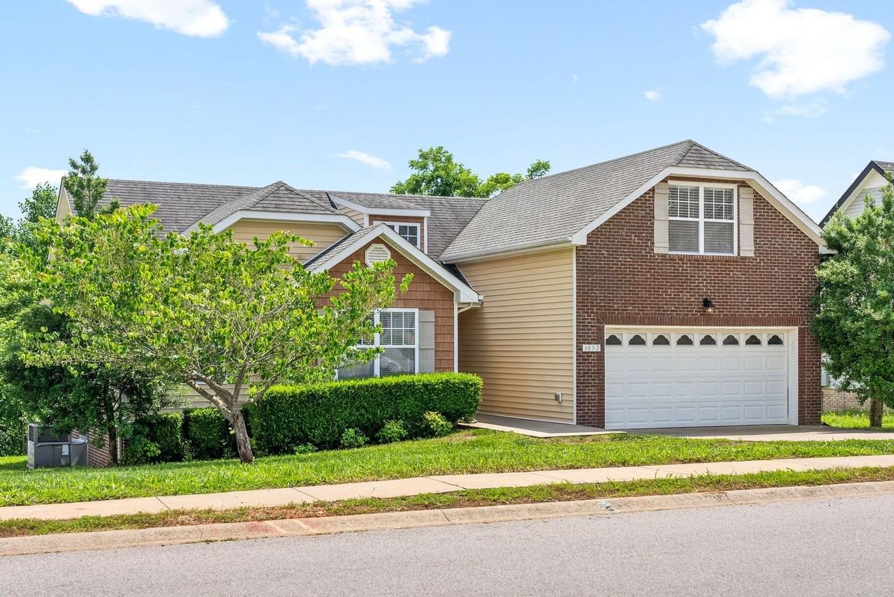 1052 Ishee Dr - Photo 2 of 28