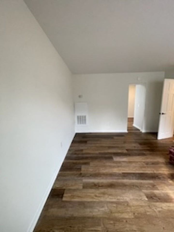 clifton6399 - Photo 2 of 20