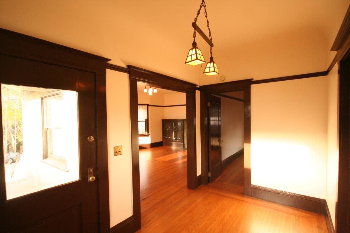 479 44th St - Photo 3 of 13
