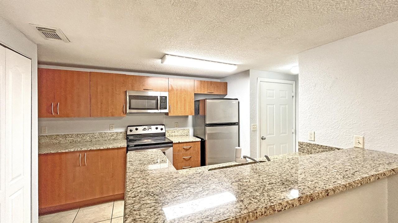 144 Sw Peacock Blvd #23-105 - Photo 7 of 50