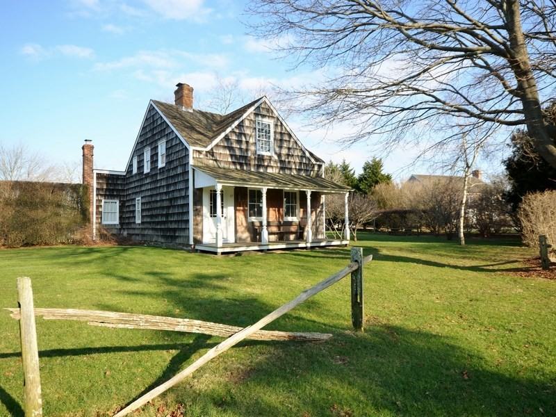 27 Wainscott Hollow Rd - Photo 2 of 8