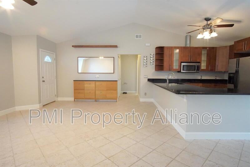 7944 Goldleaf St - Photo 3 of 21