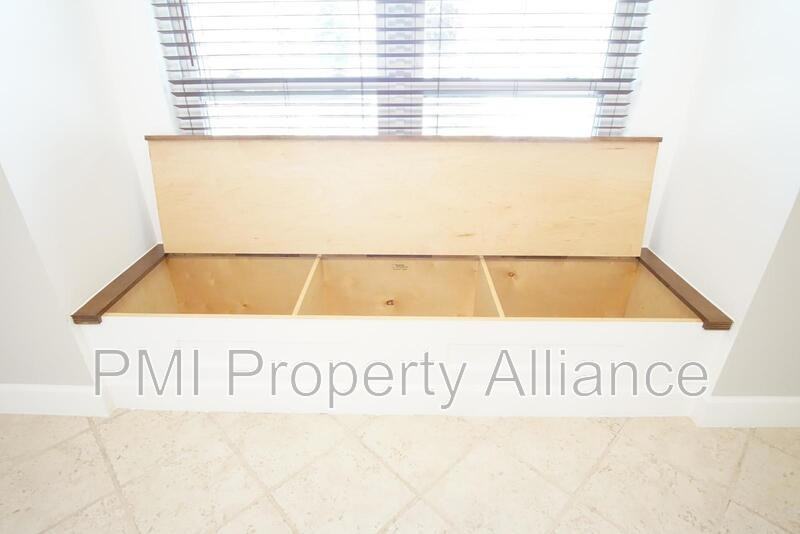 7944 Goldleaf St - Photo 6 of 21