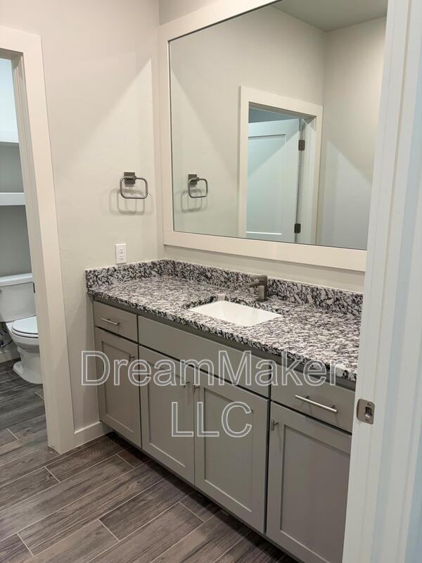 1024 Varenna Ln - Photo 6 of 8