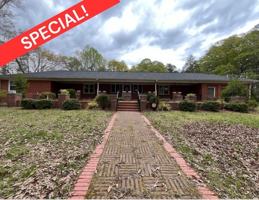 featured image of 1542 Monument Avenue