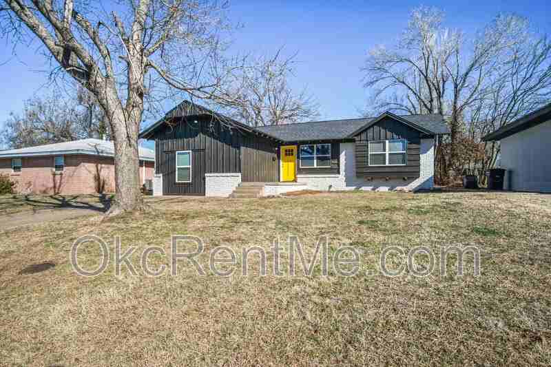 107 Ne 8th St - Photo 2 of 21