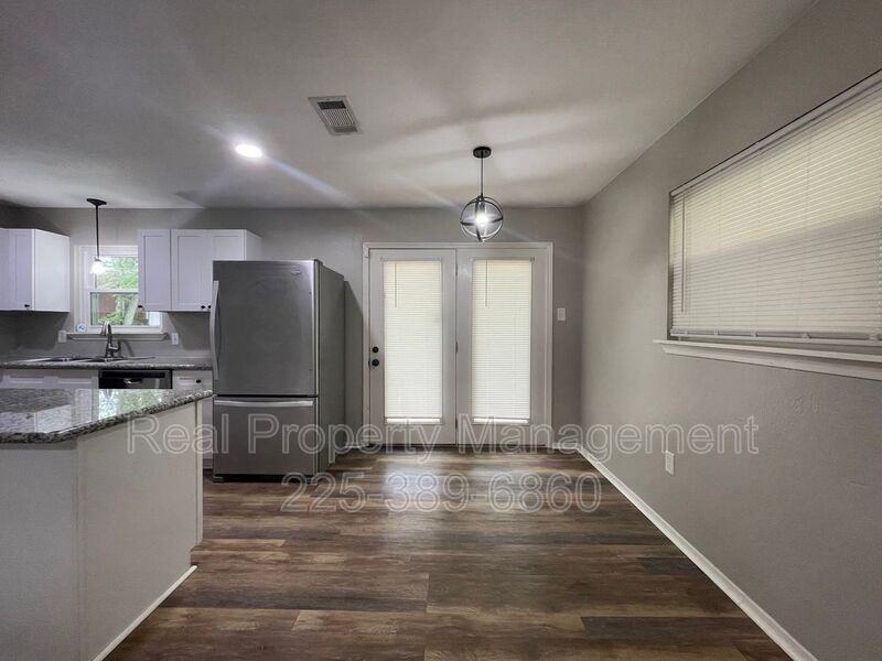 4411 Baker Blvd - Photo 5 of 15