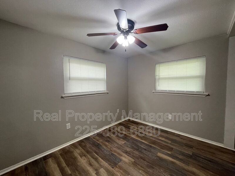 4411 Baker Blvd - Photo 7 of 15