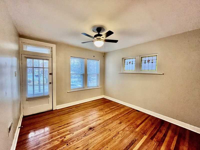 1535 Mccausland Ave #A - Photo 3 of 12