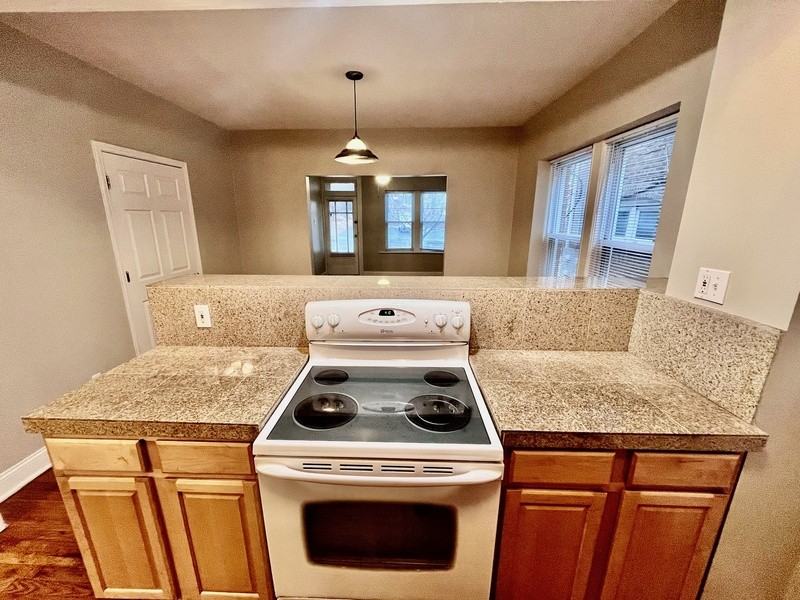 1535 Mccausland Ave #A - Photo 5 of 12