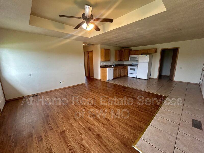 5692 N Purple Ln - Photo 2 of 10