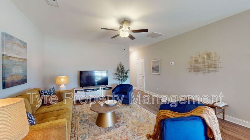 2621 - Photo 7 of 38