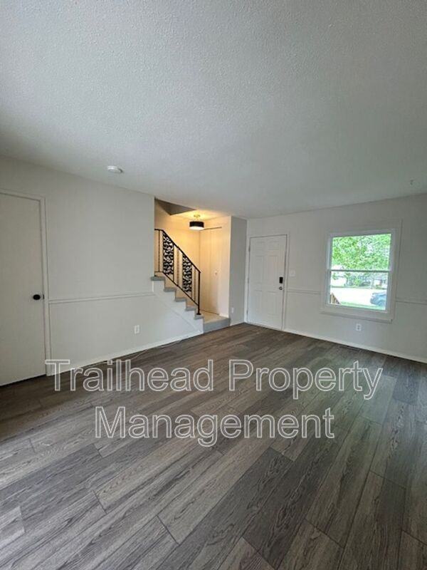 7115 Nw Winter Ave - Photo 3 of 16