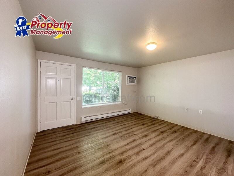 5140 W Kootenai St #9 - Photo 5 of 21