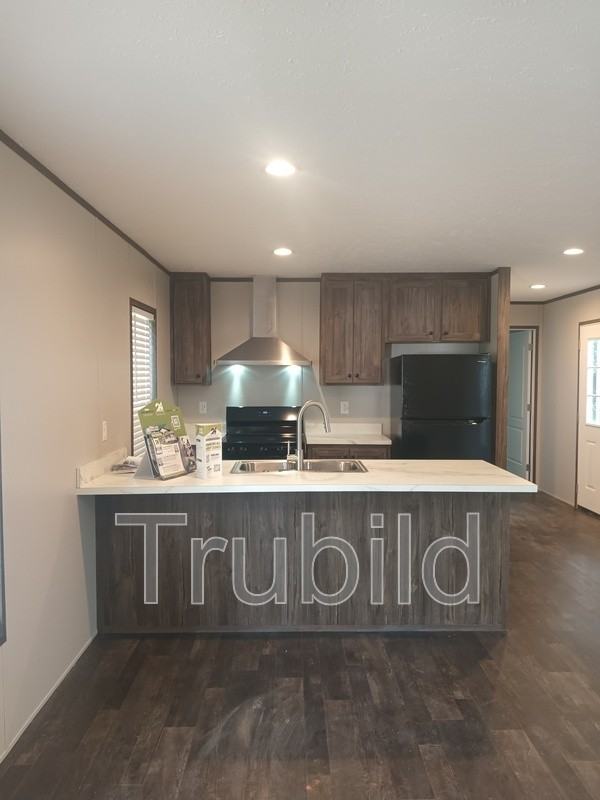19 Camden Dr - Photo 2 of 7