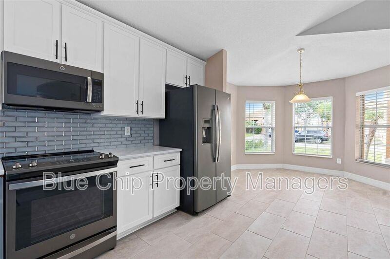 2441 Deer Creek Blvd - Photo 3 of 24