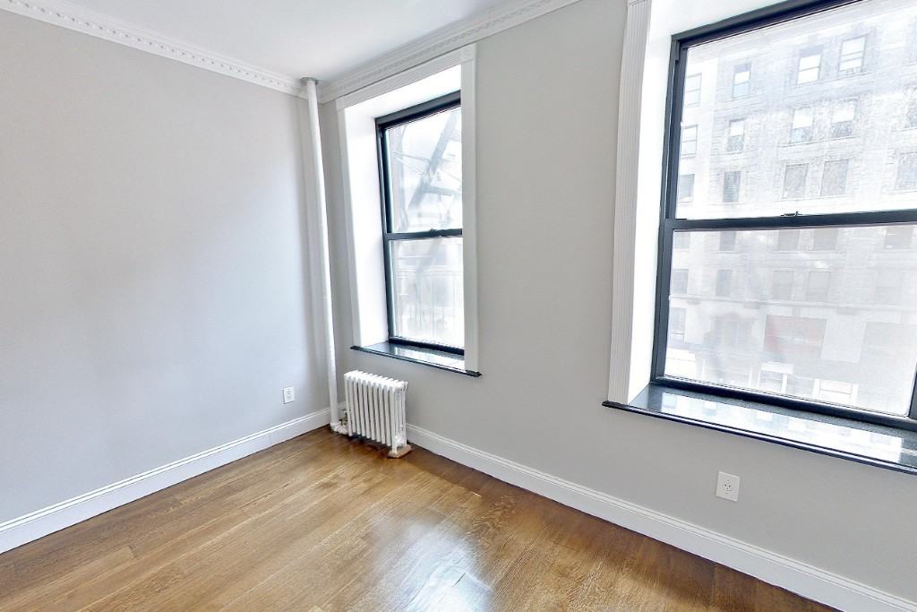 E 23rd St #14 - Photo 3 of 4