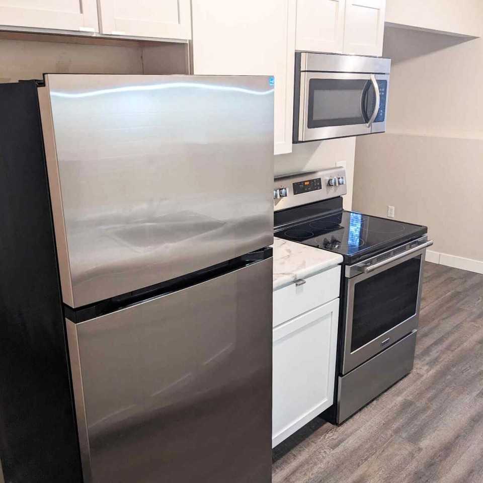 Summit Bryant - Photo 2 of 47