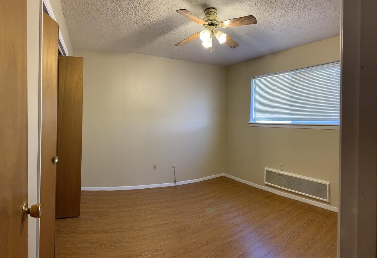 Columbia - Photo 7 of 22