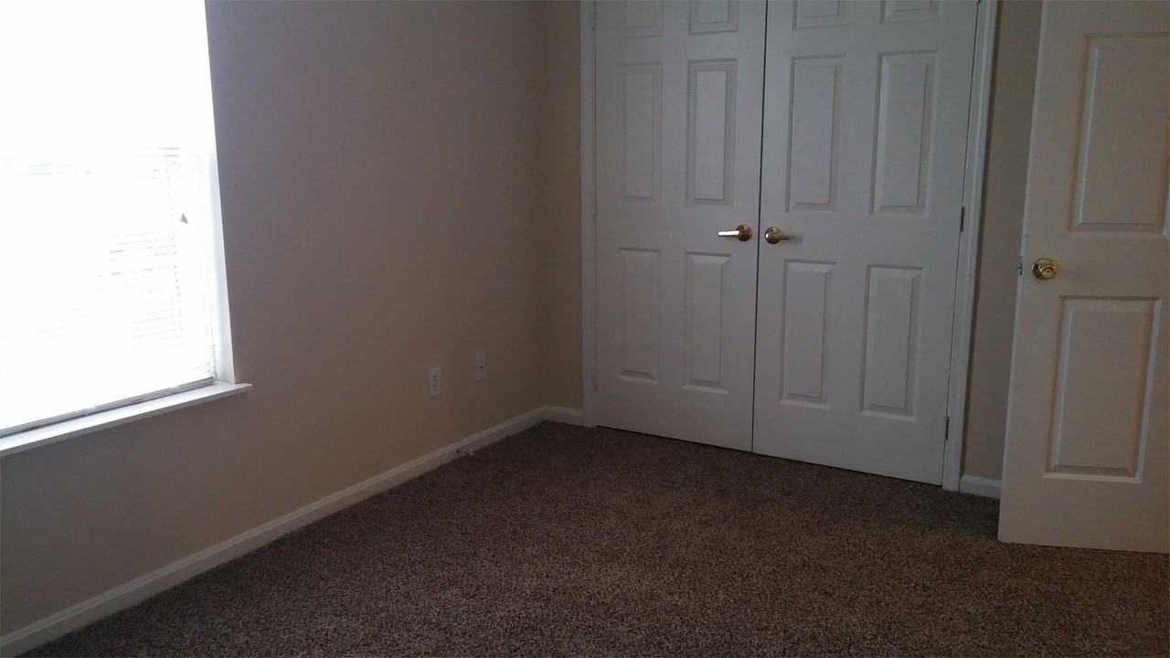 4111-5 Blue Lick Court - Photo 4 of 9