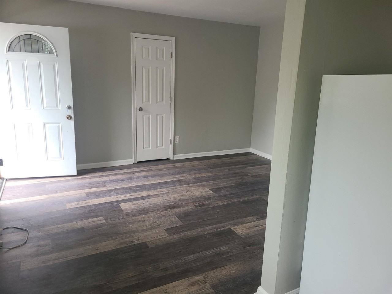 1565 Aspin Street - Photo 2 of 9