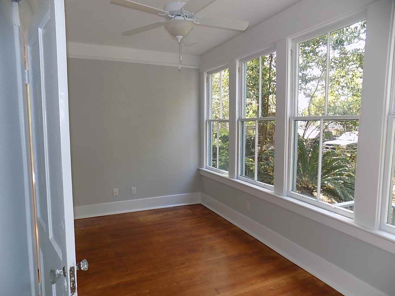 2109 Abercorn St - Photo 2 of 9