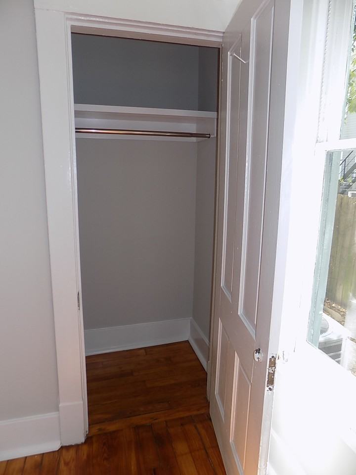 2109 Abercorn St - Photo 6 of 9