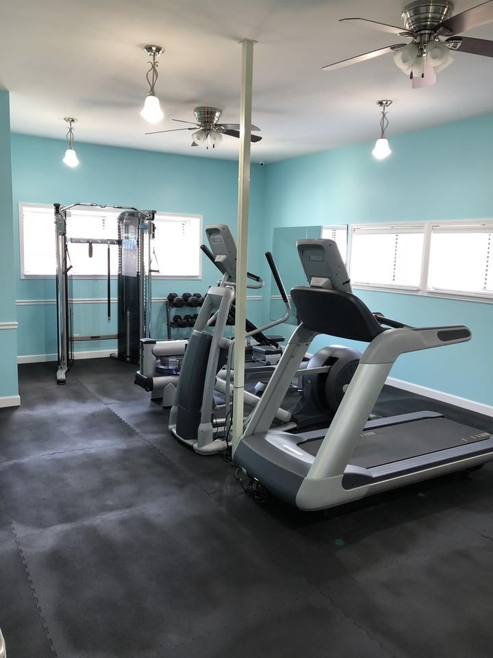 Golden Real Estate - Photo 6 of 24