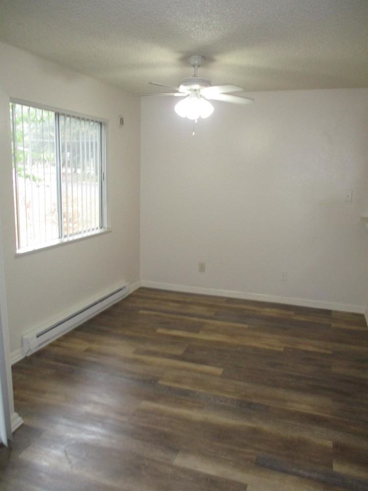 Brookside Apts - Photo 2 of 34