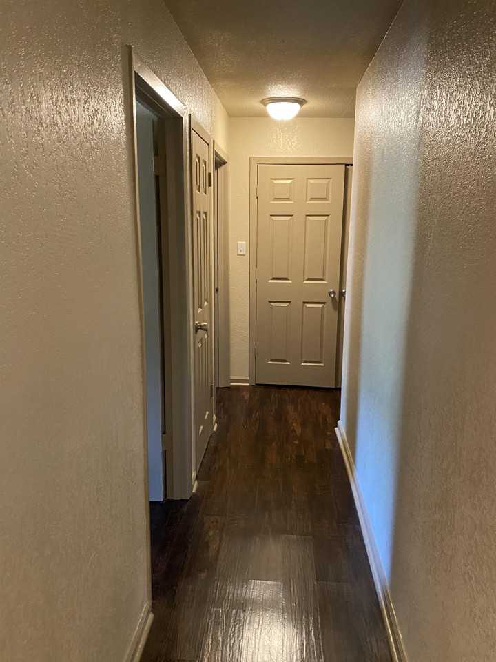 VIllage Green Apts 1 - 80 - Photo 4 of 14