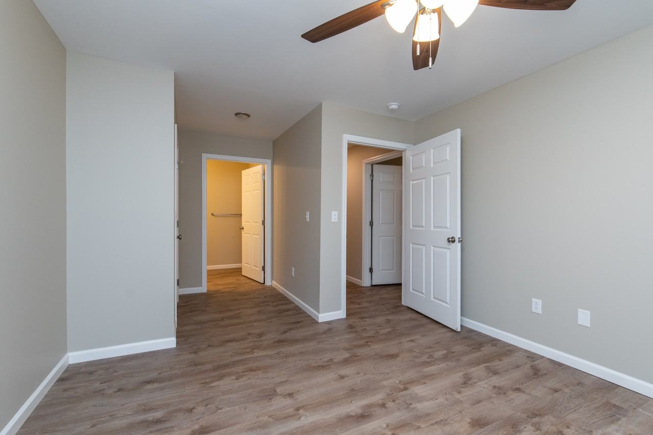 128 Alycia Drive - Photo 7 of 9