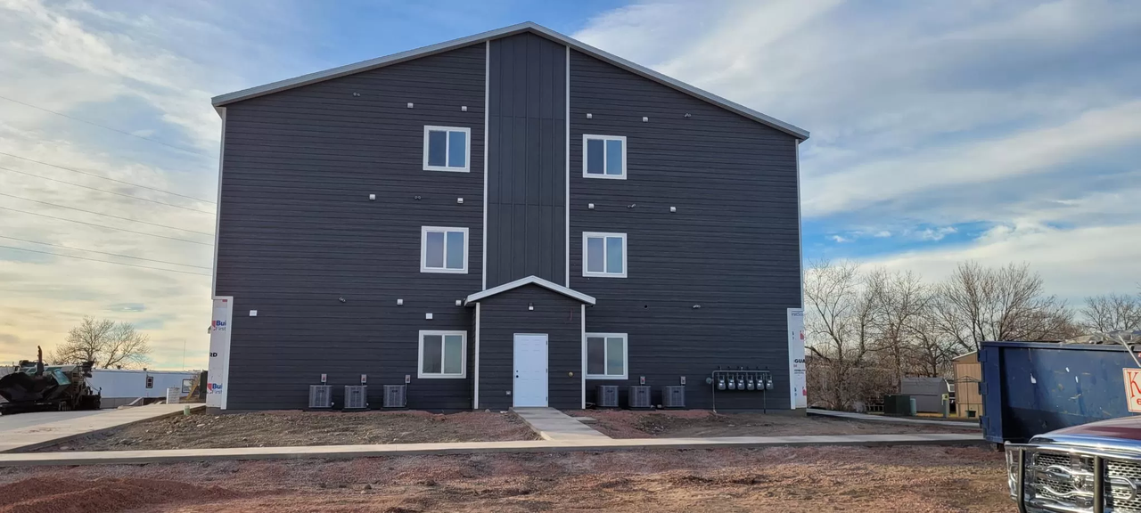 711 Mickelson Drive - Photo 2 of 44