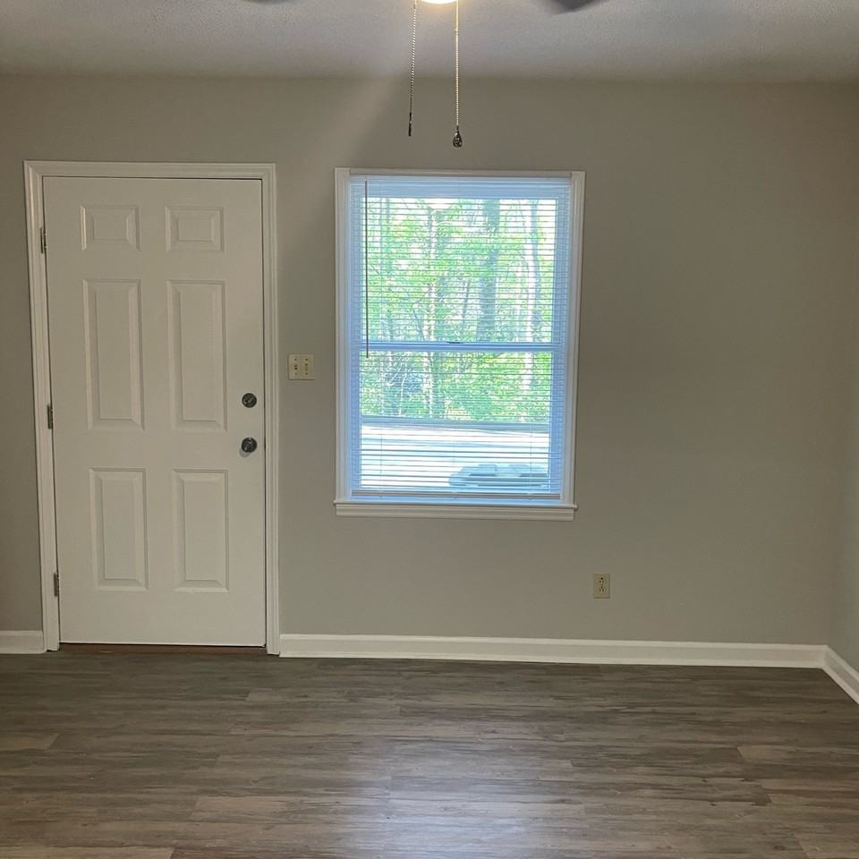 057- 209 Falls St. - Photo 3 of 7